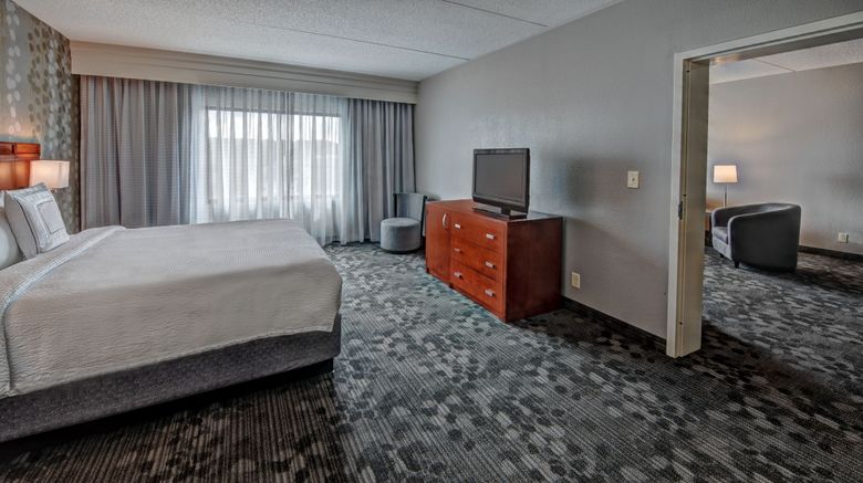 <b>Courtyard Marriott Newport News Airport Room</b>. Images powered by <a href="https://www.leonardoworldwide.com/" title="Leonardo Worldwide" target="_blank">Leonardo</a>.
