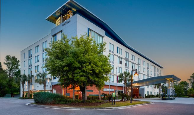 aloft Charleston Airport & Conv Center Exterior
