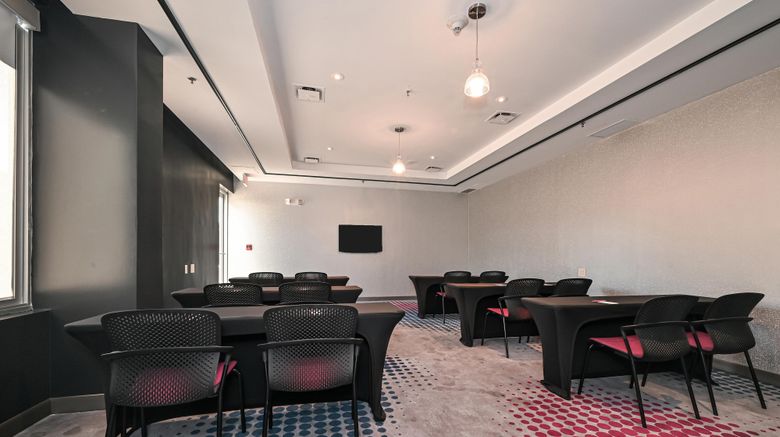 <b>aloft Charleston Airport & Conv Center Meeting</b>. Images powered by <a href="https://www.leonardoworldwide.com/" title="Leonardo Worldwide" target="_blank">Leonardo</a>.