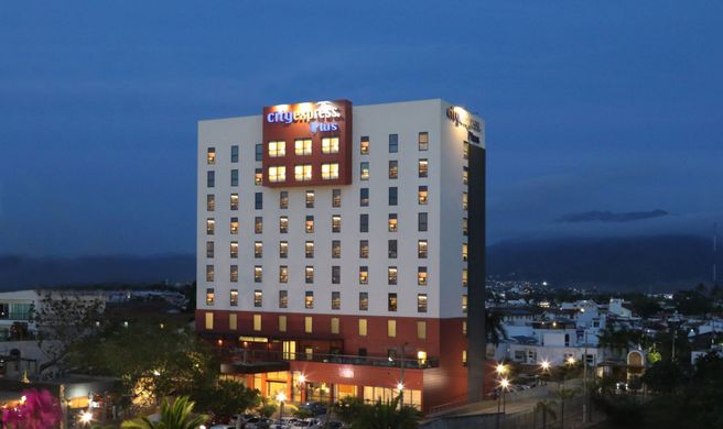 City Express Plus by Marriott Exterior