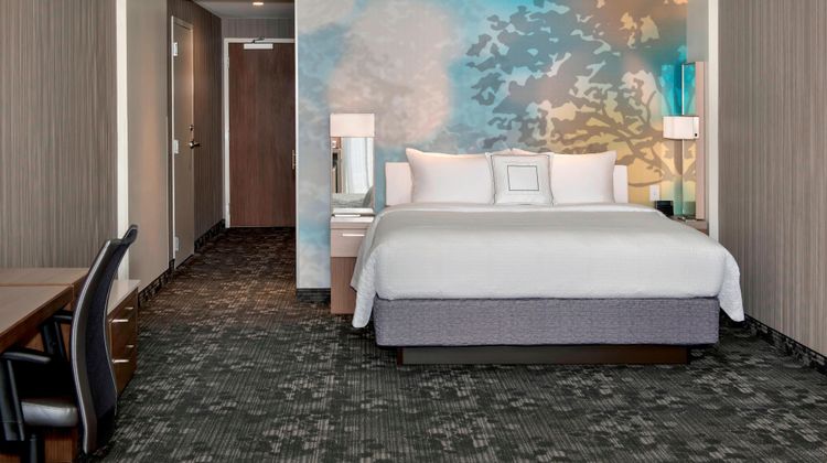 Courtyard Schenectady at Mohawk Harbor Room