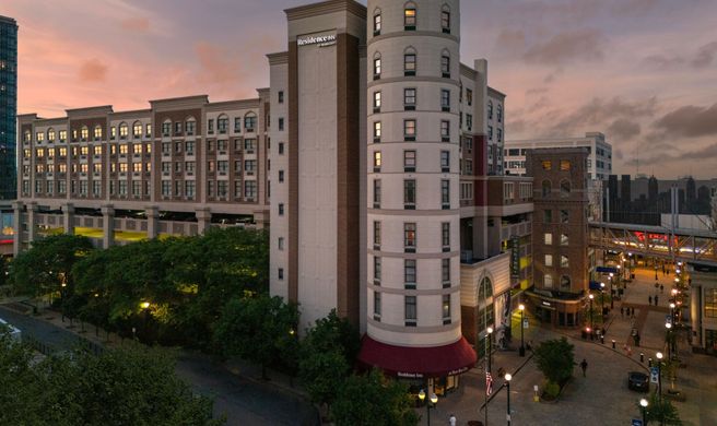 Residence Inn by Marriott Exterior