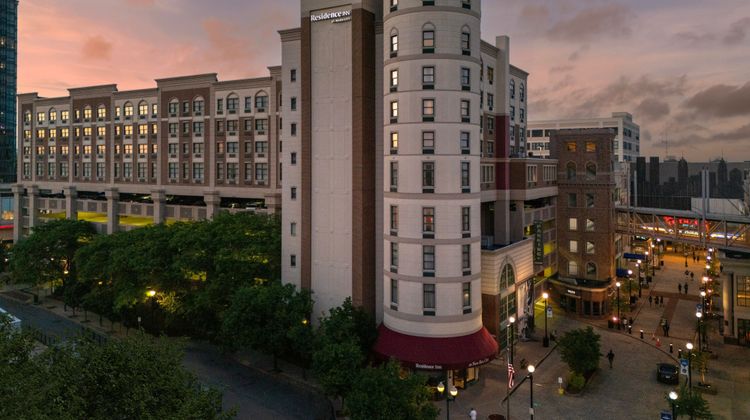 Residence Inn by Marriott Exterior