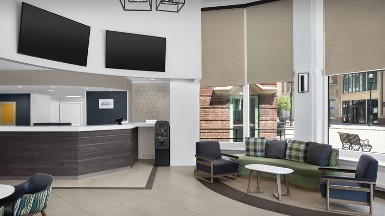 Residence Inn by Marriott Lobby