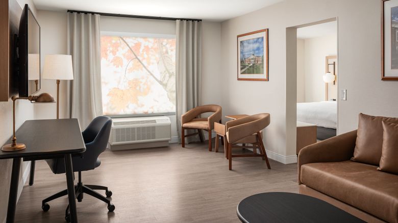 <b>Fairfield Inn & Suites Georgetown Room</b>. Images powered by <a href="https://www.leonardoworldwide.com/" title="Leonardo Worldwide" target="_blank">Leonardo</a>.