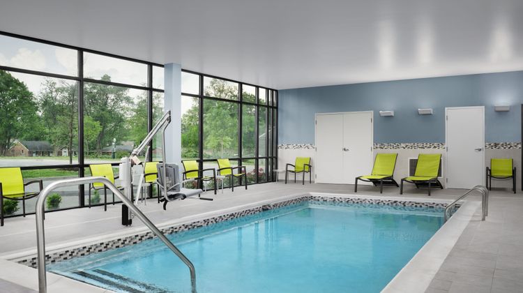 SpringHill Suites Lexington Fritz Farm Pool
