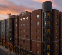 Courtyard Syracuse Downtown at Armory Sq Exterior