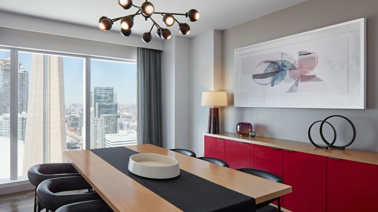 Delta Hotels by Marriott Toronto Suite
