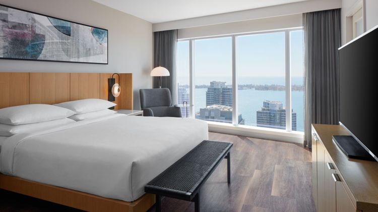 Delta Hotels by Marriott Toronto Suite