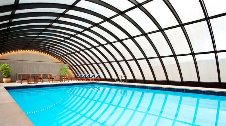 <b>The Westin Peachtree Plaza, Atlanta Pool</b>. Images powered by <a href="https://www.leonardoworldwide.com/" title="Leonardo Worldwide" target="_blank">Leonardo</a>.