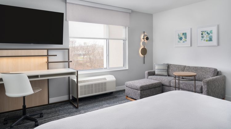 TownePlace Suites New Philadelphia Room