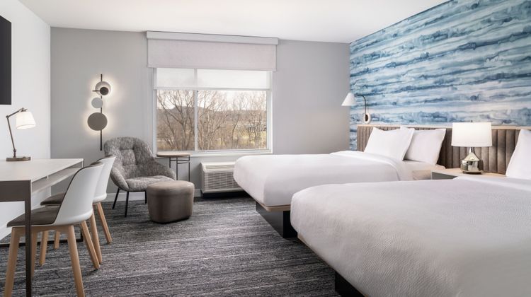 TownePlace Suites New Philadelphia Room