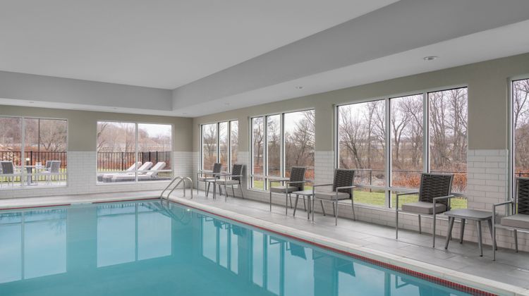 TownePlace Suites New Philadelphia Pool