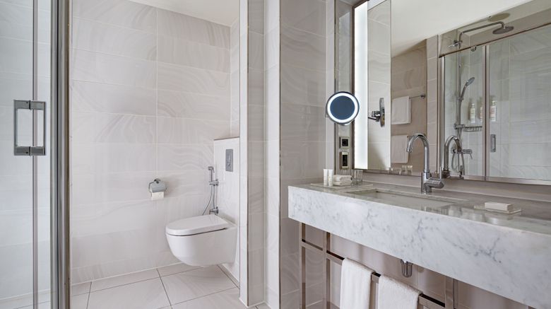 <b>Baku Marriott Hotel Boulevard Room</b>. Images powered by <a href="https://www.leonardoworldwide.com/" title="Leonardo Worldwide" target="_blank">Leonardo</a>.