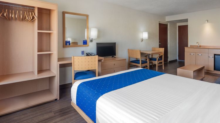 City Express by Marriott Suite