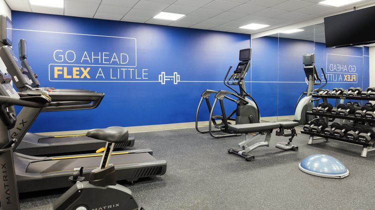 Holiday Inn Express Hamilton-Upper James Health Club