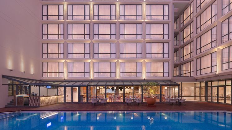 Courtyard Goa Colva Marriott Pool
