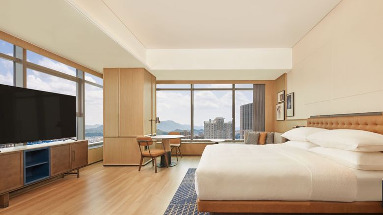 <b>Four Points Linhai Suite</b>. Images powered by <a href="https://www.leonardoworldwide.com/" title="Leonardo Worldwide" target="_blank">Leonardo</a>.