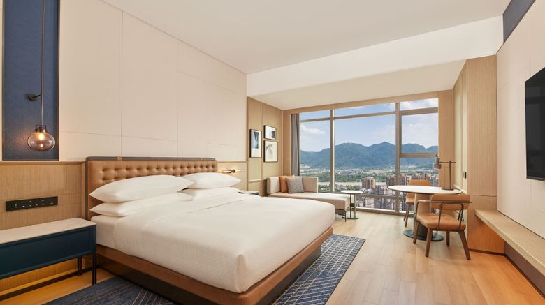 <b>Four Points Linhai Room</b>. Images powered by <a href="https://www.leonardoworldwide.com/" title="Leonardo Worldwide" target="_blank">Leonardo</a>.