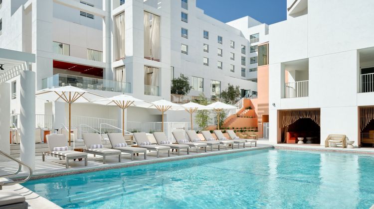 Sandbourne Santa Monica, Autograph Coll. Pool