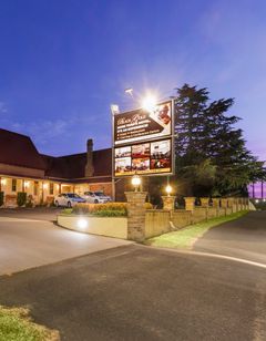 Black Gold Country Cabins and Motel