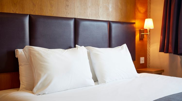 De Trafford Hotel Room