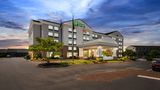Holiday Inn Express & Suites Exterior
