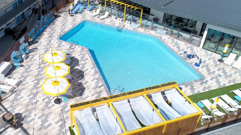 <b>Voco The Tuxon Pool</b>. Images powered by <a href="https://www.leonardoworldwide.com/" title="Leonardo Worldwide" target="_blank">Leonardo</a>.