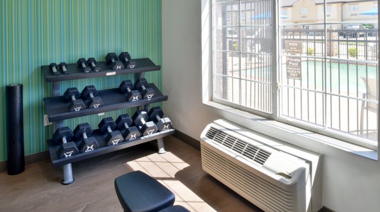 Holiday Inn Express Hotel & Suites Health Club