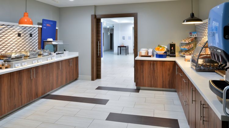 Holiday Inn Express Hotel & Suites Restaurant