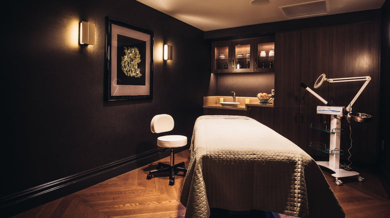 <b>Los Angeles Athletic Club Spa</b>. Images powered by <a href="https://www.leonardoworldwide.com/" title="Leonardo Worldwide" target="_blank">Leonardo</a>.