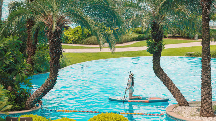 InterContinental Haikou Seaview Pool