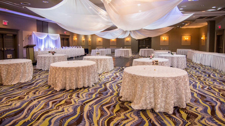 Holiday Inn Sudbury Ballroom