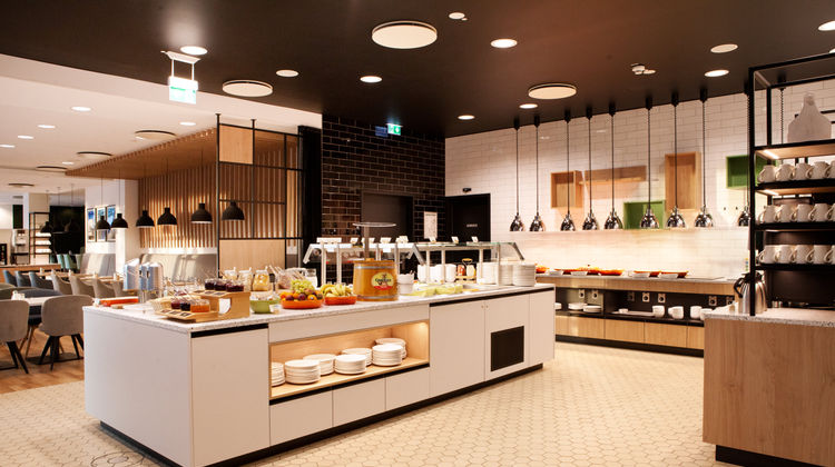 Holiday Inn Berlin - City East Side Restaurant