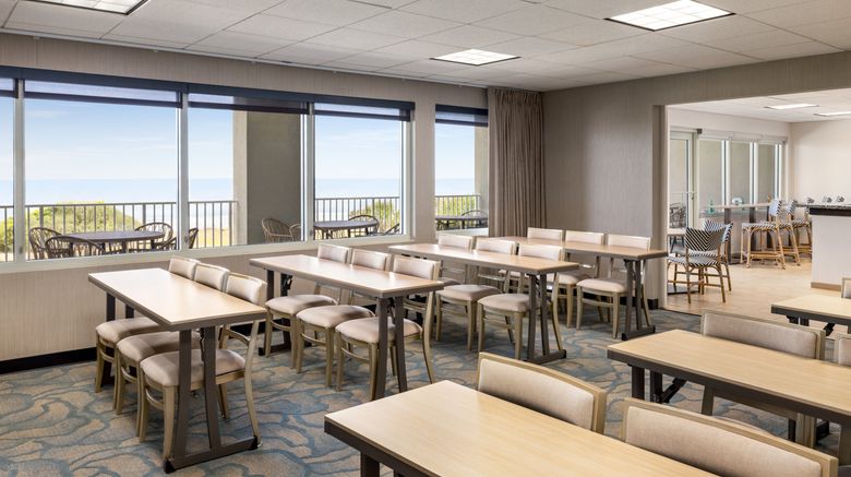 <b>Holiday Inn Resort Jekyll Island Meeting</b>. Images powered by <a href="https://www.leonardoworldwide.com/" title="Leonardo Worldwide" target="_blank">Leonardo</a>.