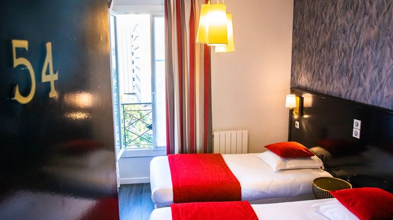 <b>Eiffel Villa Garibaldi Room</b>. Images powered by <a href="https://www.leonardoworldwide.com/" title="Leonardo Worldwide" target="_blank">Leonardo</a>.
