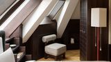 <b>Hotel Hana Lobby</b>. Images powered by <a href="https://www.leonardoworldwide.com/" title="Leonardo Worldwide" target="_blank">Leonardo</a>.