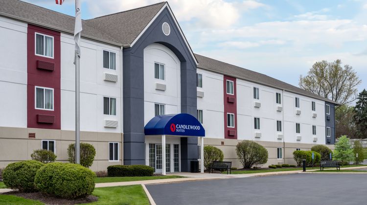 Candlewood Suites Exterior
