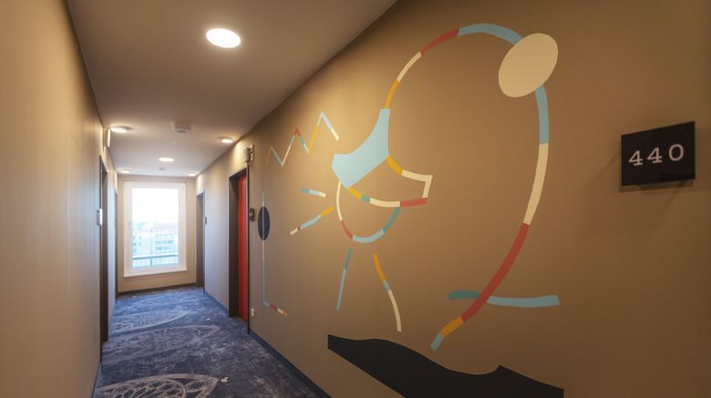 <b>Holiday Inn the niu Sparrow Lobby</b>. Images powered by <a href="https://www.leonardoworldwide.com/" title="Leonardo Worldwide" target="_blank">Leonardo</a>.
