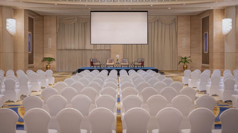 <b>The St. Regis Abu Dhabi Meeting</b>. Images powered by <a href="https://www.leonardoworldwide.com/" title="Leonardo Worldwide" target="_blank">Leonardo</a>.