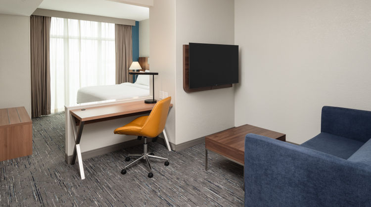 Holiday Inn Exp Miami Arpt Blue Lagoon Room