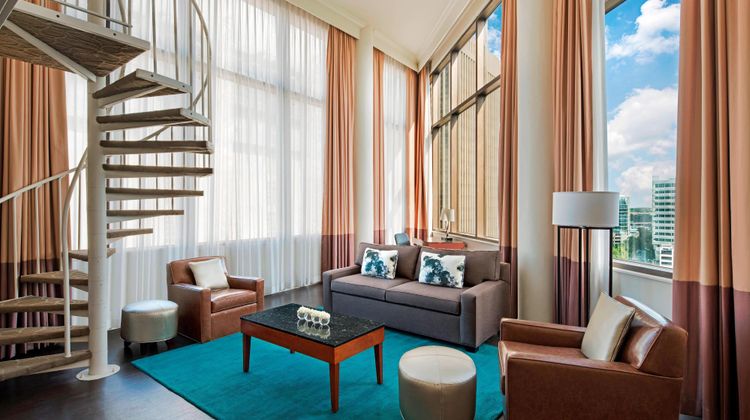 Delta Hotels Richmond Downtown Room
