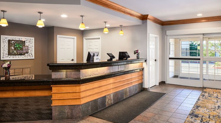 TownePlace Suites Colorado Springs South Lobby