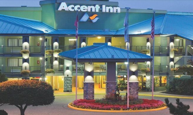 Accent Inn Burnaby Exterior