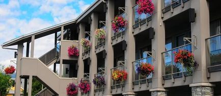 Accent Inn Burnaby Exterior