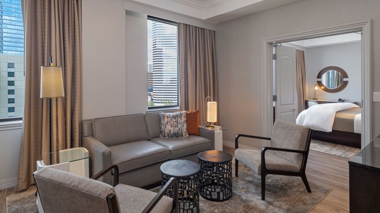 The Westin Houston Downtown Room