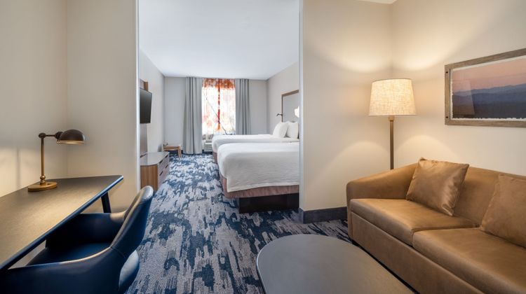 Fairfield Inn & Suites Hurlburt Area Suite