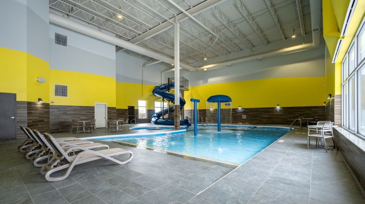 Fairfield Inn & Suites Winnipeg Pool