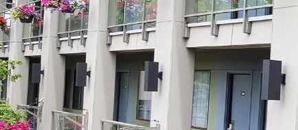 Accent Inn Vancouver Airport Exterior