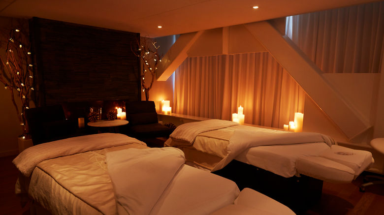 <b>Le Germain Hotel Calgary Spa</b>. Images powered by <a href="https://www.leonardoworldwide.com/" title="Leonardo Worldwide" target="_blank">Leonardo</a>.